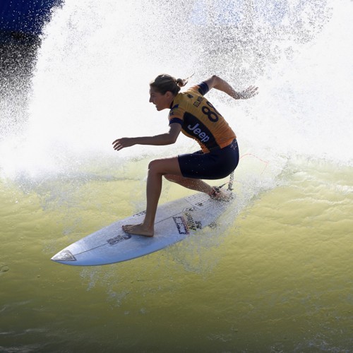 LEMOORE, CA - SEPTEMBER 06:  Stephanie Gilmore of Australia competes during the qualifying round of the World Surf League Surf Ranch Pro on September 6, 2018 in Lemoore, California.  (Photo by Sean M. Haffey/Getty Images)